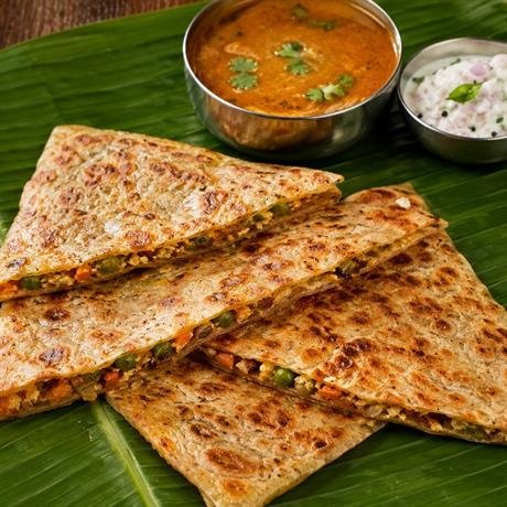 Vaazhailai Veg Parotta